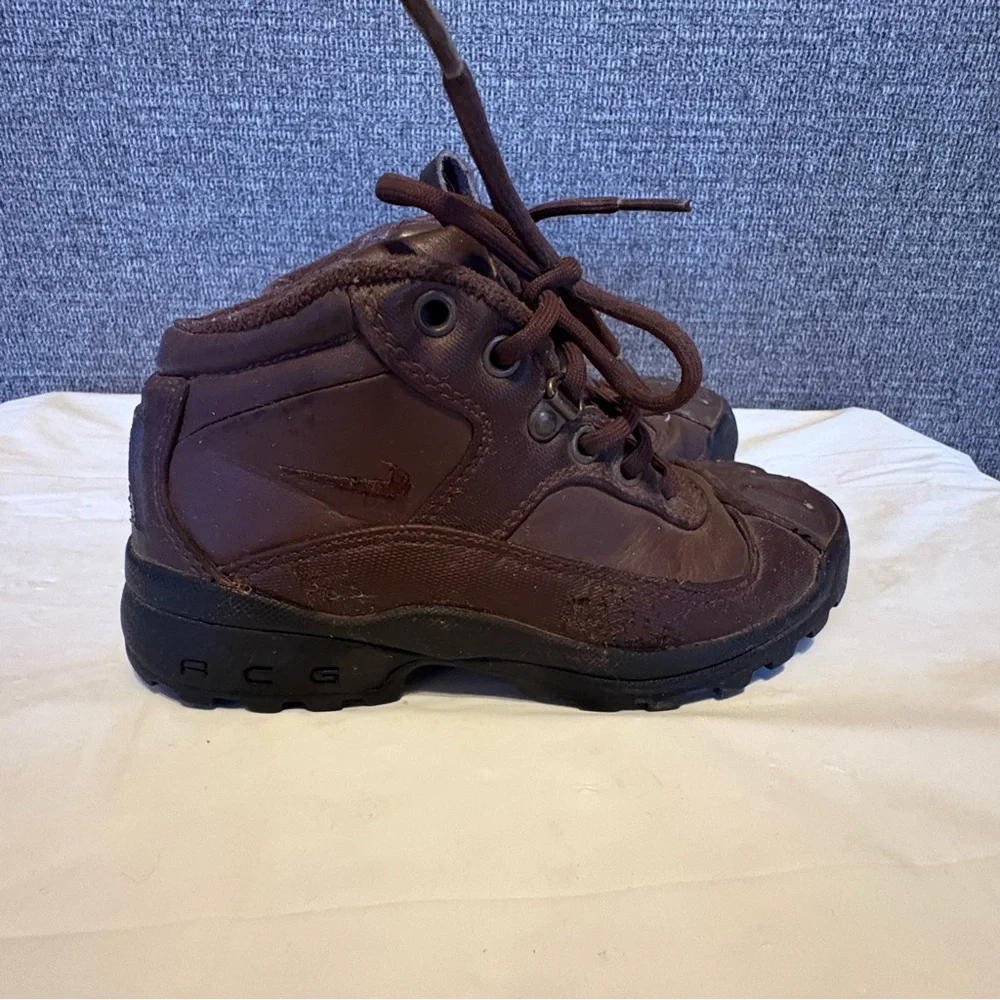 Vtg Nike ACG Leather Boots Kids 010507 UF Sz 11.5 C High Top Brown‎ Lace Up
